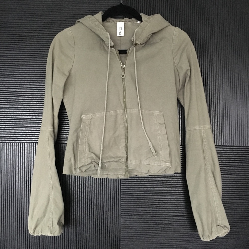 YA-YA Army Green Cropped Jacket
